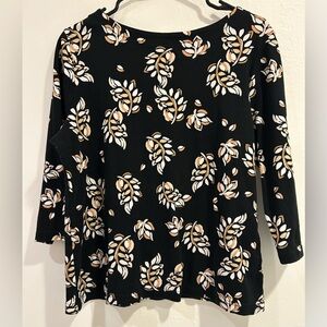 Croft & Barrow Black and White Leaf Pattern 3/4 Long Sleeve Top